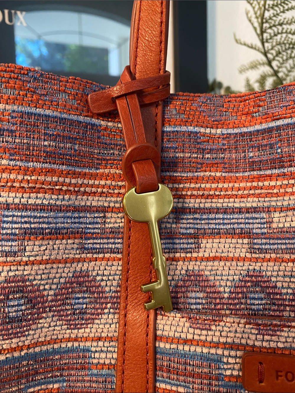 Fossil Carmen Tribal Tote Bag - Picture 5 of 14